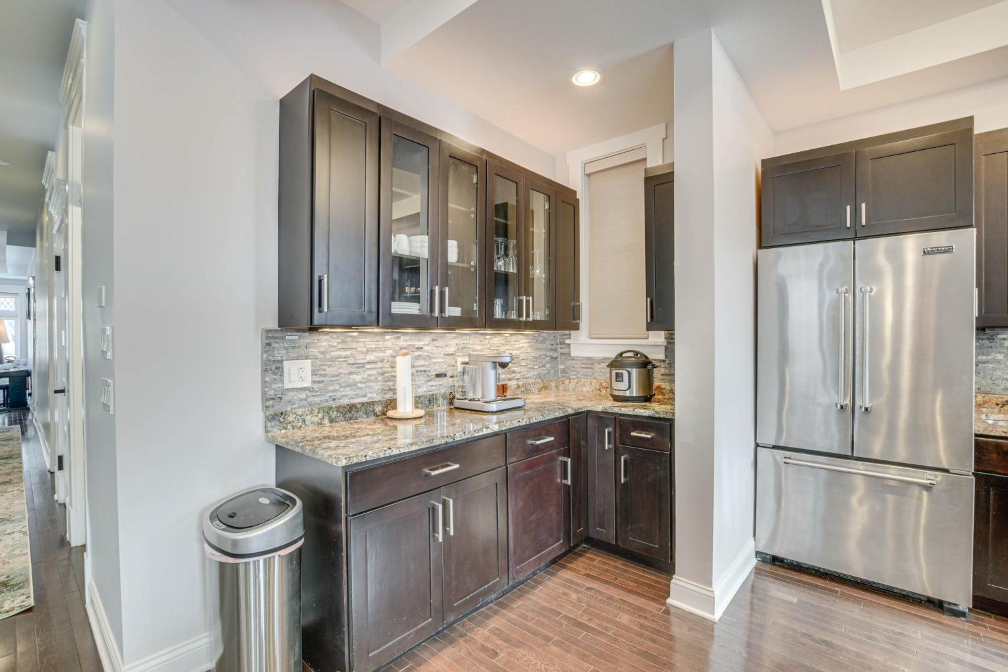 Spacious Condo With Deck About 3 Mi To Downtown Chicago! Luaran gambar